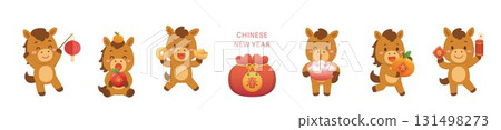 不同表情與動作的馬角色或吉祥物或卡通人物,中國農曆新年的向量插畫 不同表情與動作的馬角色或吉祥物或卡通人物,中國農曆新年的向量插畫 131498273