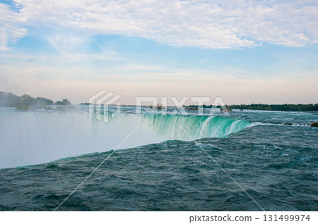 The waterfalls of Niagara in Canada are one of the great wonders of the world 131499974