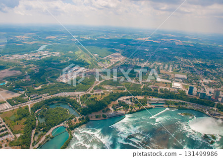 The waterfalls of Niagara in Canada are one of the great wonders of the world 131499986