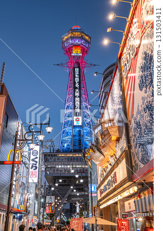 [Osaka] Shinsekai - Illuminated Tsutenkaku Tower 131503411
