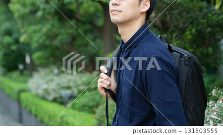 背包的男人 背包的男人 131503555