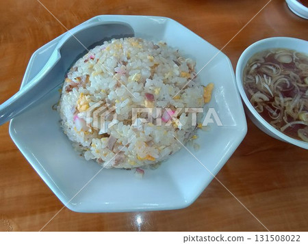 The gentle taste of a local Chinese restaurant... fried rice 131508022