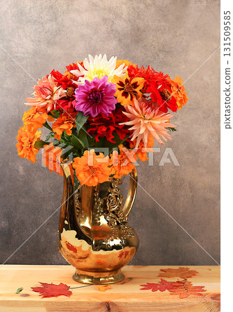 Beautiful dahlia flowers in a vase, abstract floral arrangement, autumn background with space for text, minimal holiday concept, still life, postcard. Happy birthday, wedding, selective focus Beautiful dahlia flowers in a vase, abstract floral arrangement, autumn background with space for text, minimal holiday concept, still life, postcard. Happy birthday, wedding, selective focus 131509585