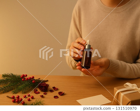 Celebrate Christmas with natural winter cosmetics 131510970