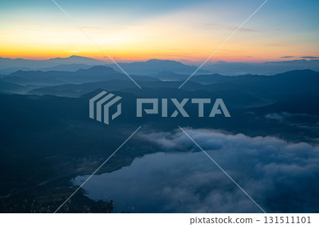 [Sea of Clouds] Sunrise and sea of clouds from Mount Oguma [Nagano Prefecture] 131511101