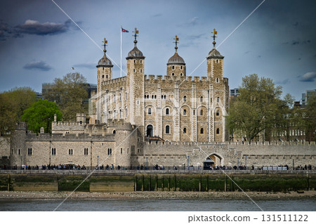 Tower of London by Thames 131511122