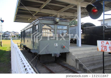 Kihohani No. 56 gasoline car (preserved vehicle at the former Nakagomi Elementary School) that was once active on the Koumi Line (Saku Railway) Kihohani No. 56 gasoline car (preserved vehicle at the former Nakagomi Elementary School) that was once active on the Koumi Line (Saku Railway) 131511847