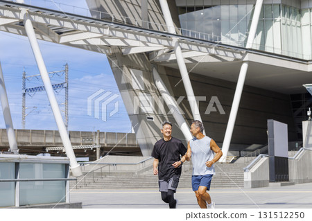 跑的老人 跑的老人 131512250