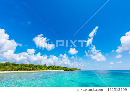 Tarama Island with beautiful sea and blue sky 131512399
