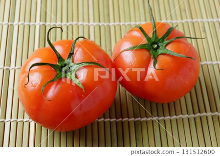 成熟的西紅柿 131512600