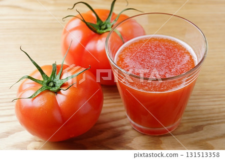 tomato juice tomato juice 131513358