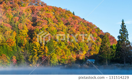 Lake Nakatsuna (autumn) Lake Nakatsuna (autumn) 131514229