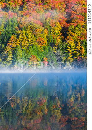 Lake Nakatsuna (autumn) Lake Nakatsuna (autumn) 131514240