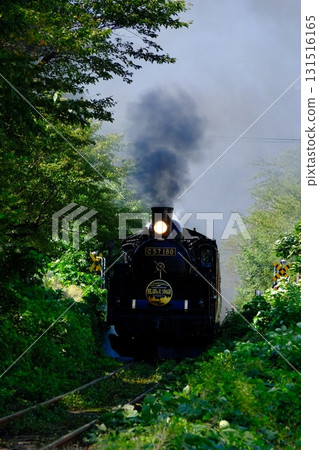 The SL Banetsu Monogatari Train continues to run today, carrying dreams and hopes. 131516165