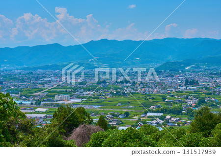 從山梨縣甲州市牛奧三原山嚮西眺望 131517939