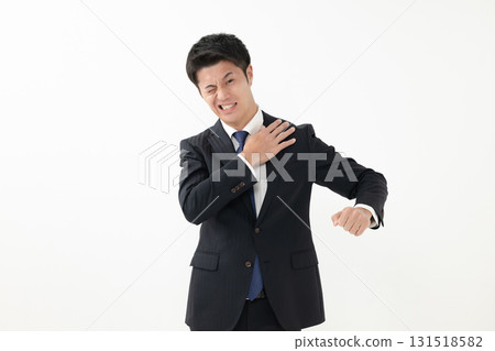 Businessman, stiff shoulders, poor health 131518582