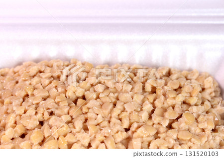 包裝好的納豆碎特寫 包裝好的納豆碎特寫 131520103