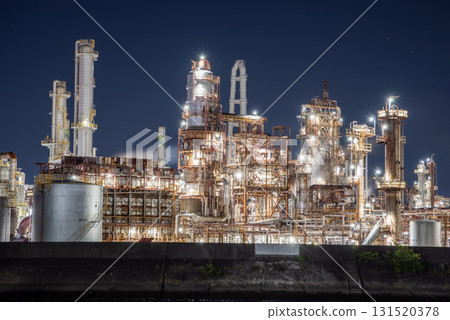 [The holy land of factory night views] Yokkaichi factory night view (Taisho Bridge, Yokkaichi City, Mie Prefecture) 131520378