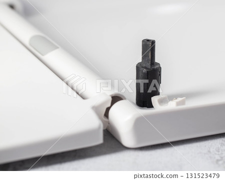 Broken toilet seat hinge due to jammed toilet seat lifter. Replacement of lifters, industry 131523479