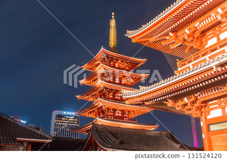 東京:夜晚的淺草寺和五重塔 東京:夜晚的淺草寺和五重塔 131524120