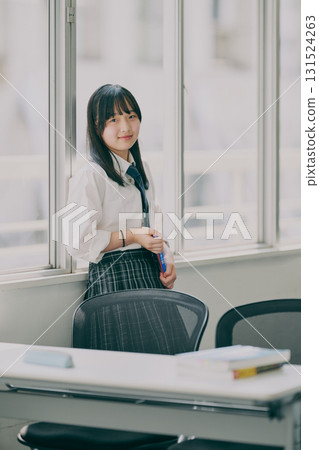 Junior high school girls taking classes 131524263