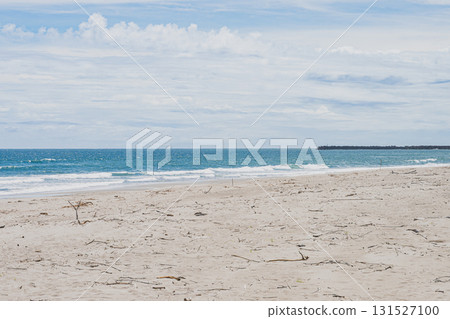 Scenery of Togasa Beach in Fukuroi City (Shizuoka Prefecture) Scenery of Togasa Beach in Fukuroi City (Shizuoka Prefecture) 131527100