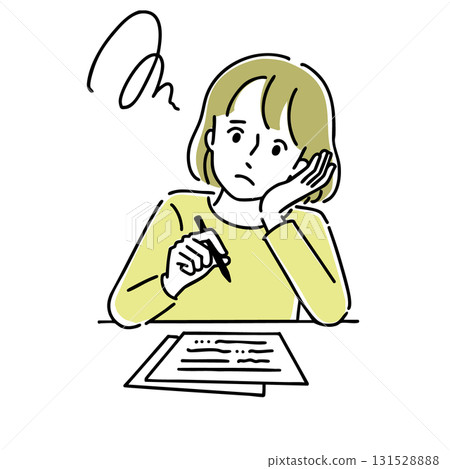 一位女士在寫文件時遇到了困難 131528888