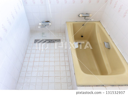 Old bathroom before renovation 131532937