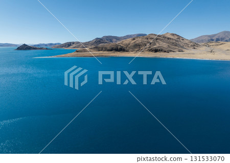 Aerial view of beautiful Yamdrok Yumtso lake in Tibet, China Aerial view of beautiful Yamdrok Yumtso lake in Tibet, China 131533070