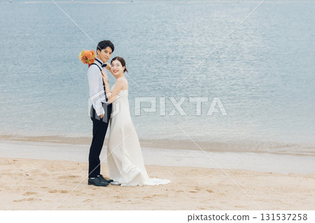 Seaside wedding photos 131537258