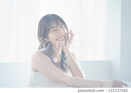 美女圖片：年輕女子肖像 131537392