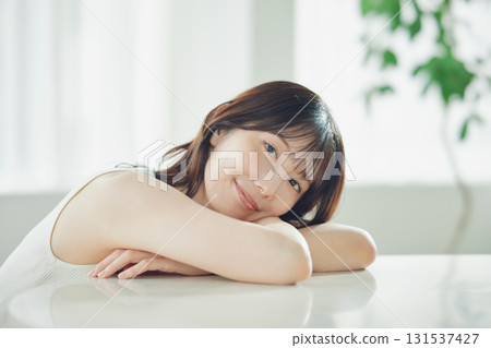 美女圖片:年輕女子肖像 美女圖片:年輕女子肖像 131537427