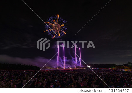 Hokkaido Artistic Fireworks Festival, Moere Numa, Sapporo, Fireworks, Summer 131539707