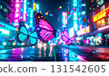 一隻奇幻的彩色蝴蝶在霓虹閃爍的未來城市中翩翩起舞 131542605