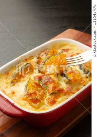 南瓜焗烤 131543476