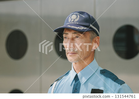 設施保全、保全人員 131544761