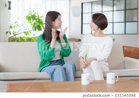 Women who talk 131545098