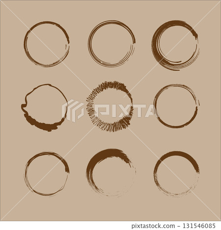 Grunge circle strokes. Hand drawn rings. Vector ink blots. Artistic round element. 131546085