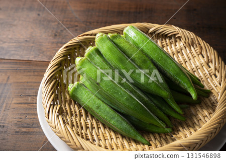 Freshly boiled okra 131546898