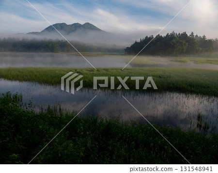 The arrival of summer in Oze The arrival of summer in Oze 131548941