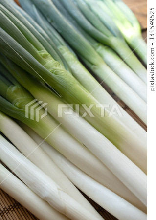 Long onion (5) Long onion (5) 131549525