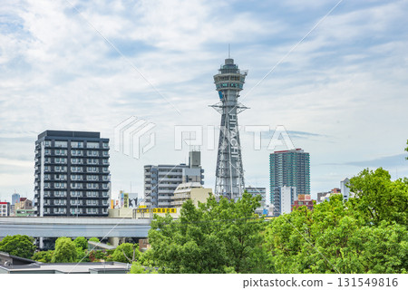 Osaka cityscape and Tsutenkaku 131549816
