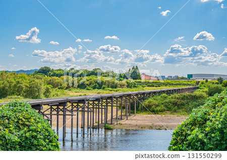 木津川風景:京都府八幡市上津屋橋(流水橋) 木津川風景:京都府八幡市上津屋橋(流水橋) 131550299