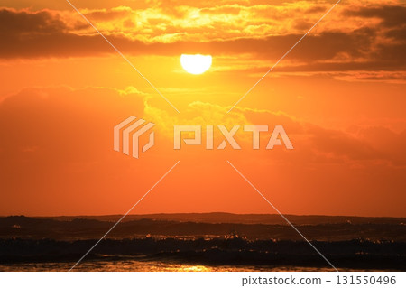 Sunrise scenery of the Boso Sea 131550496