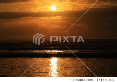 Sunrise scenery of the Boso Sea 131550505