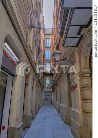 巴塞隆納,城市景觀,晴朗的天空,盛夏,西班牙 巴塞隆納,城市景觀,晴朗的天空,盛夏,西班牙 131551817