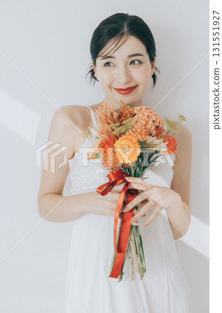 穿著婚紗的女人 131551927