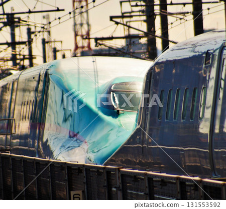 Tohoku and Akita Shinkansen E5 and E6 series (coupled section) 131553592