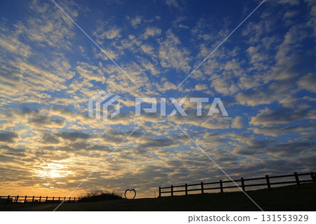 Clouds colored by the morning sun 131553929