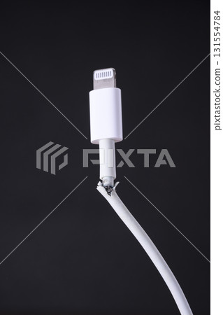 Broken cable 131554784